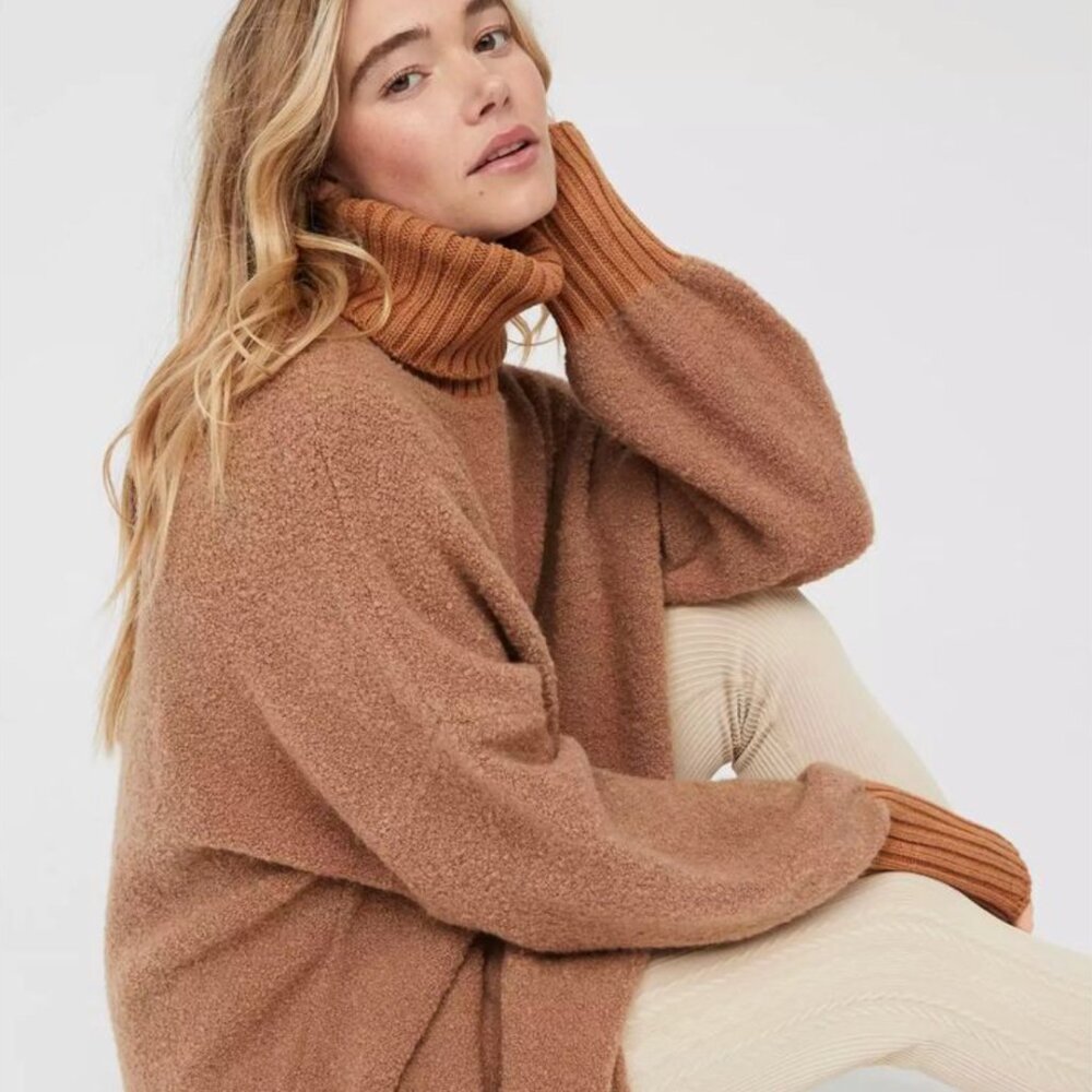 {Offline By Aerie} Turtle Neck Knit Pullover Sweater | Brown ~ Size Medium